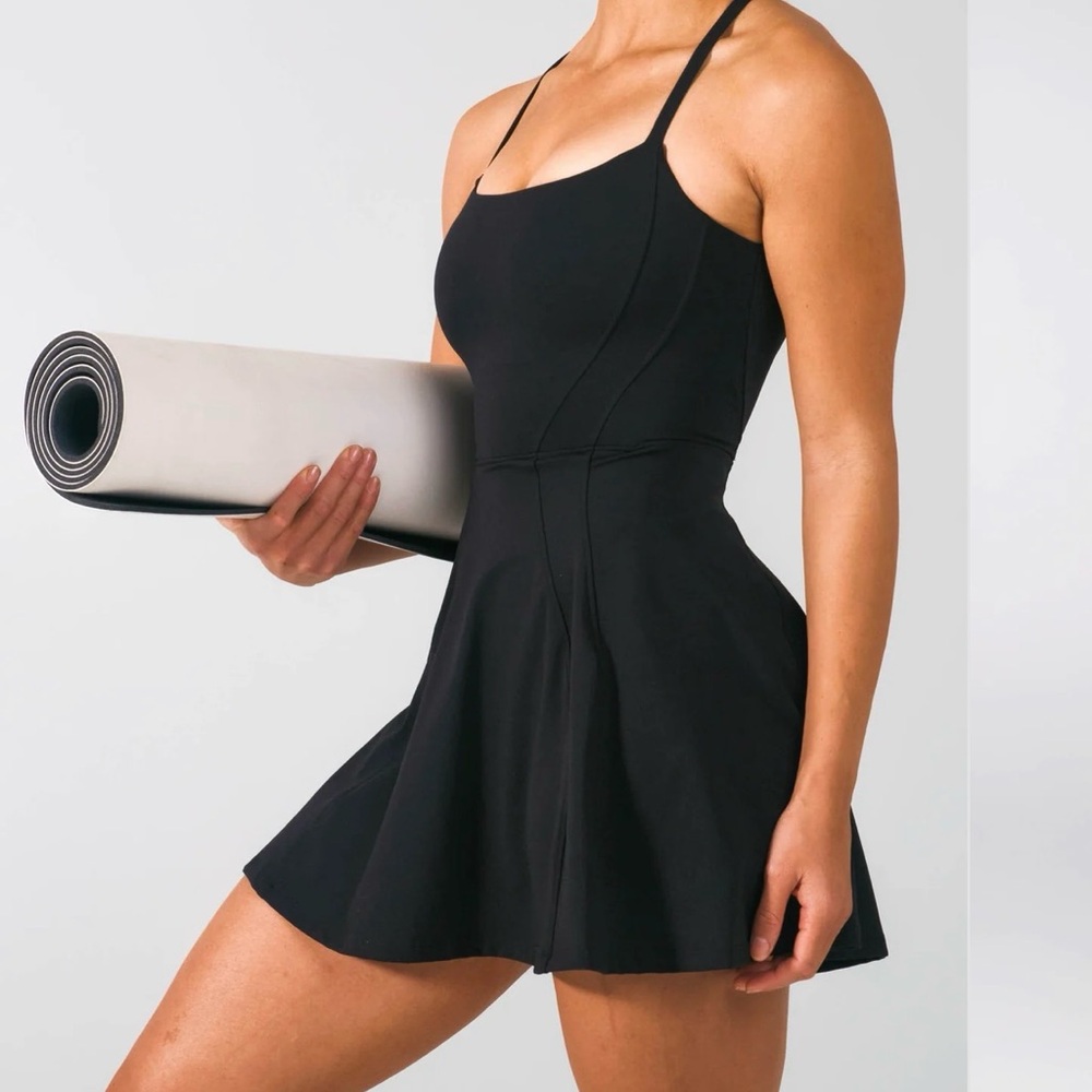 Buffbunny Bend and Snap Dress